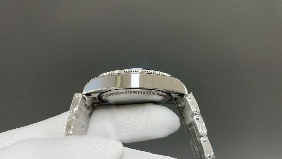 Rolex Submariner Stainless Steel Watch view 8
