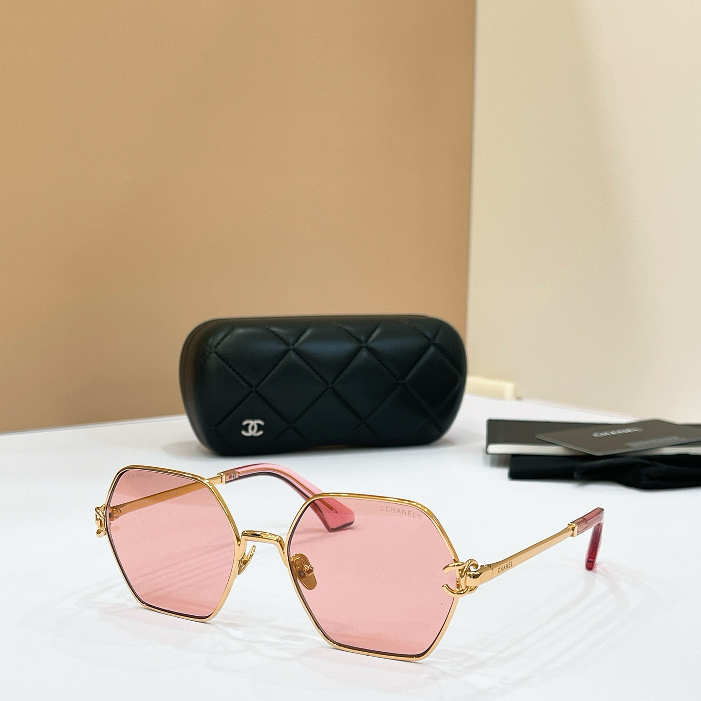 CHANE EL:2231 Size 54-17-145 Sunglasses view 1