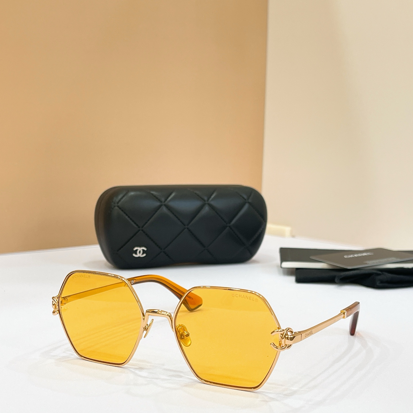 CHANE EL:2231 Size 54-17-145 Sunglasses view 2