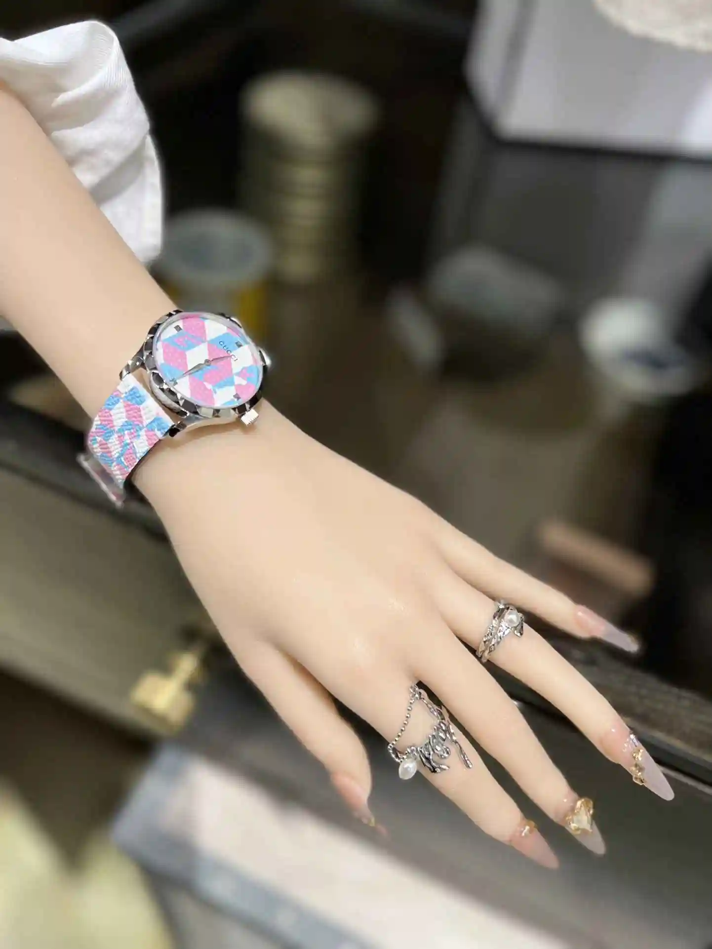 General Watches Original order customized new GUCCI Gucci watch for women, paired with original fully automatic mechanical movement, top grade 316 precision steel case, watch strap, mineral super strong mirror diamet view 3