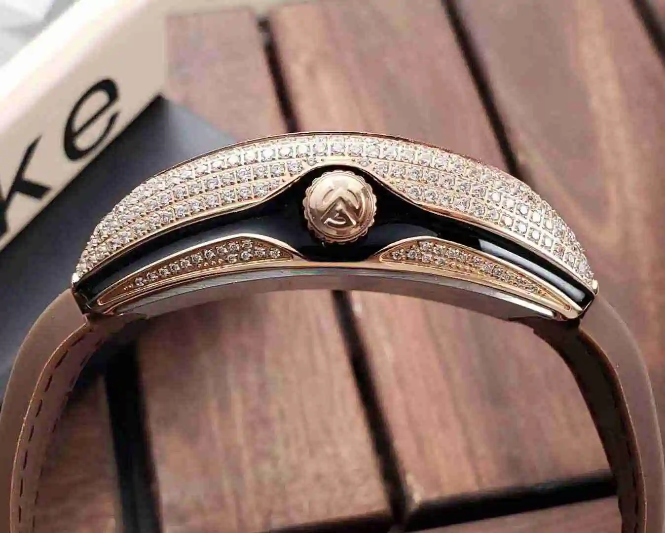 General Watches Franck Muller Frank Muller 900 Watch view 4
