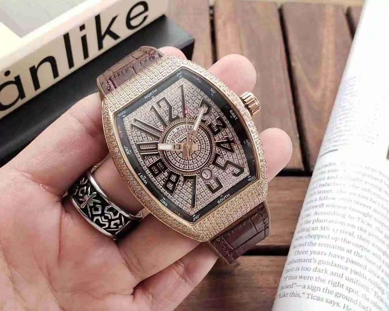 General Watches Franck Muller Frank Muller 900 Watch view 6