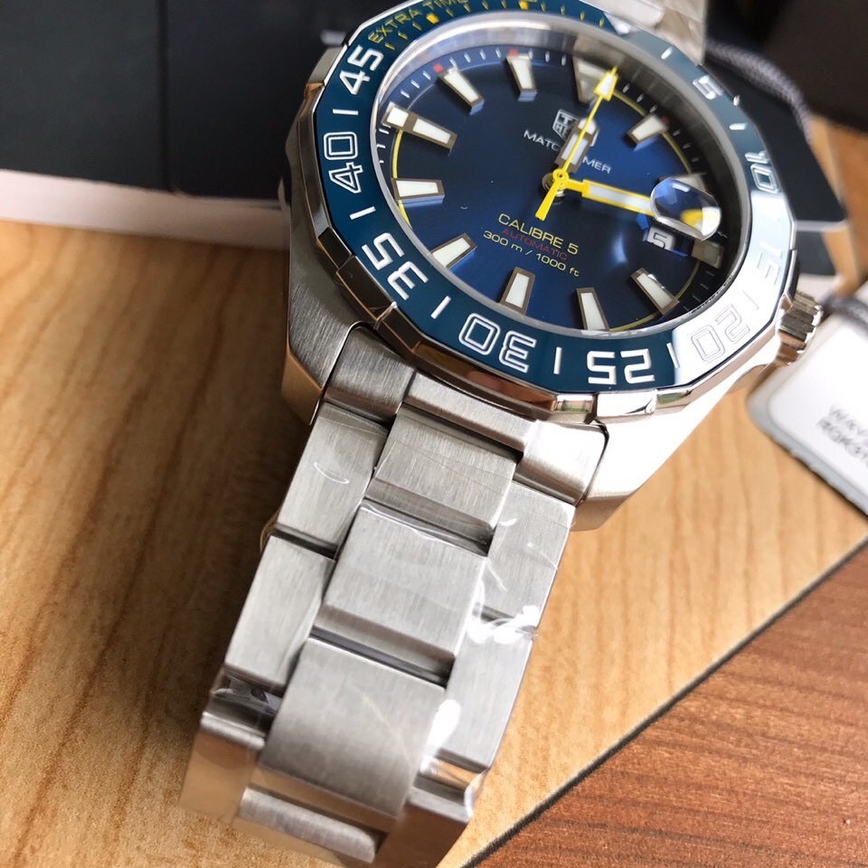 TAG Heuer Aquaracer Stainless Steel Automatic 43mm Watch view 5