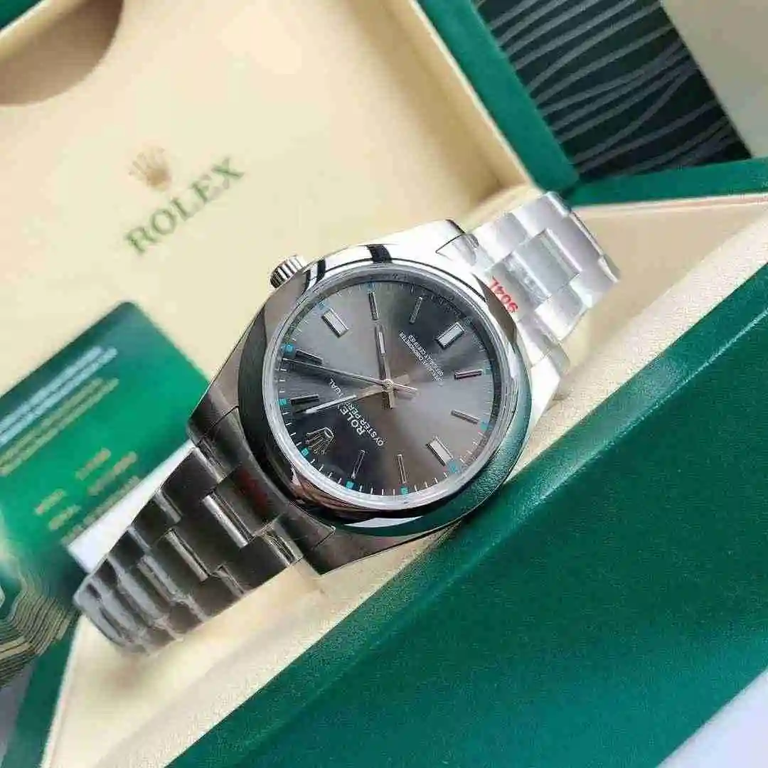 General Watches Model M watch view 4