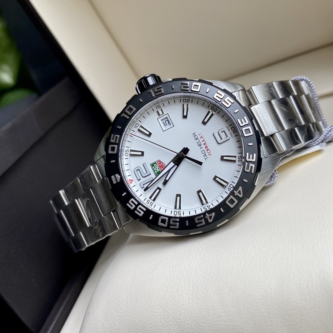 TAG Heuer Formula 1 Quartz 41mm Watch view 6