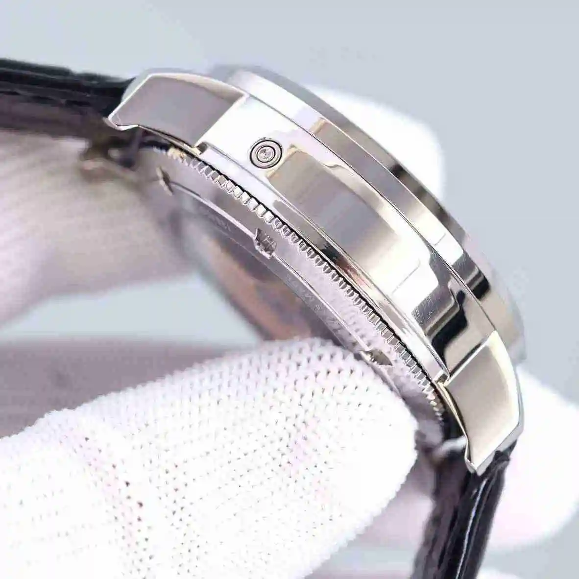 General Watches Vacheron Constantin Limited Collection Watch view 3