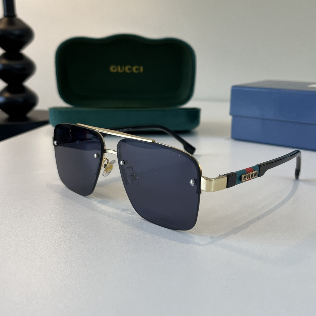Gucci Sunglasses view 4