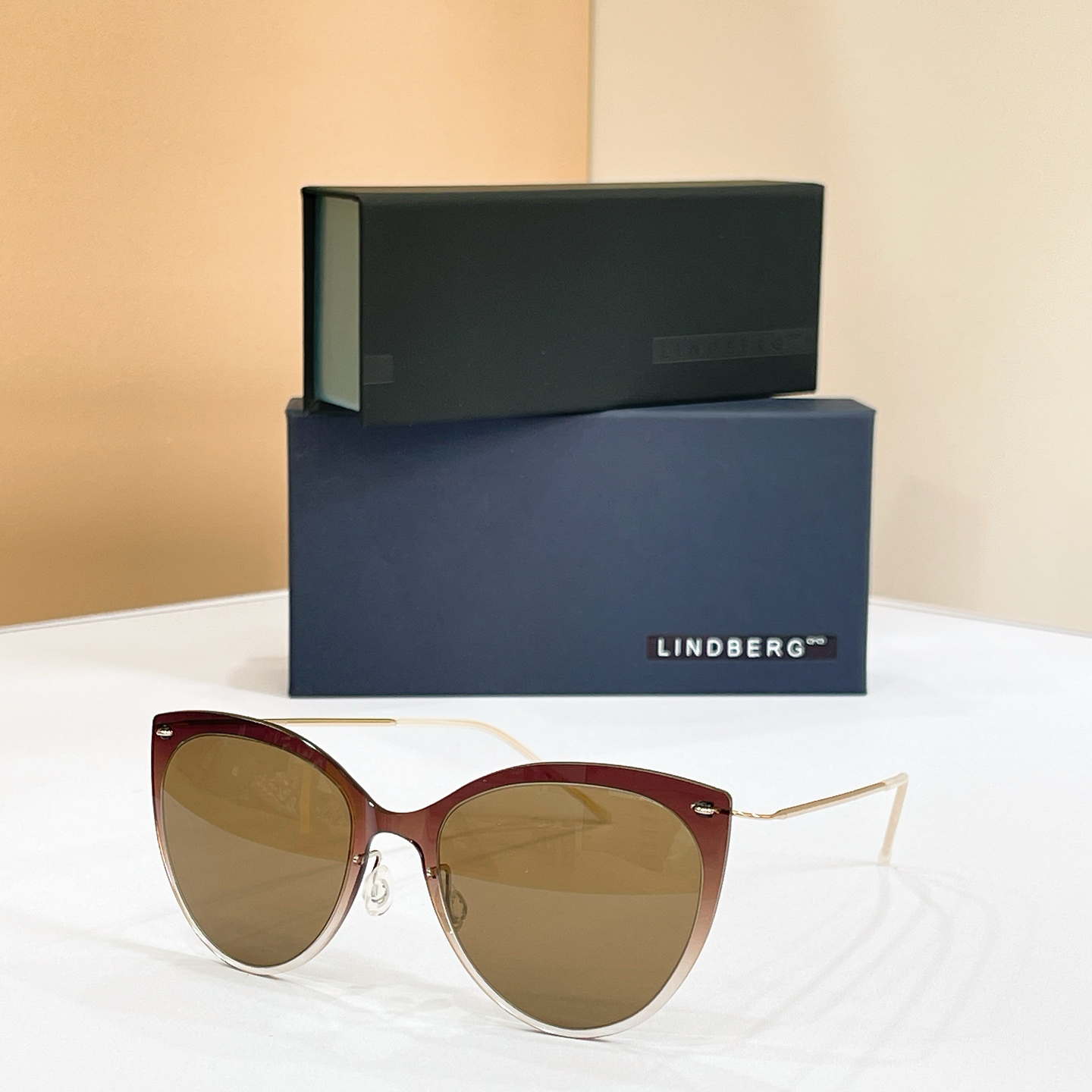 LINDBER EL:8311 Size 52-19-145 Sunglasses view 5