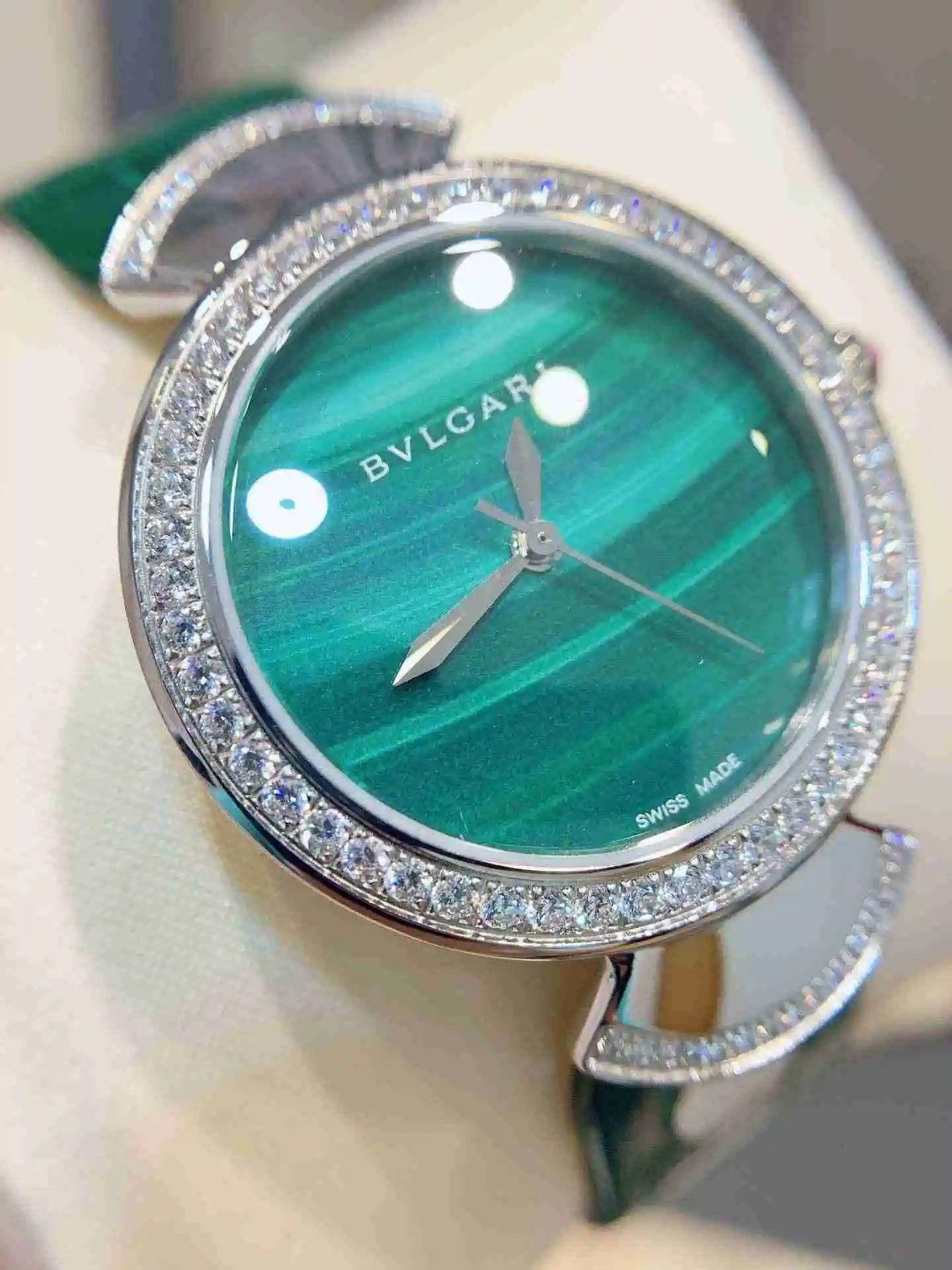 General Watches Brand new women& x27; S watch view 8