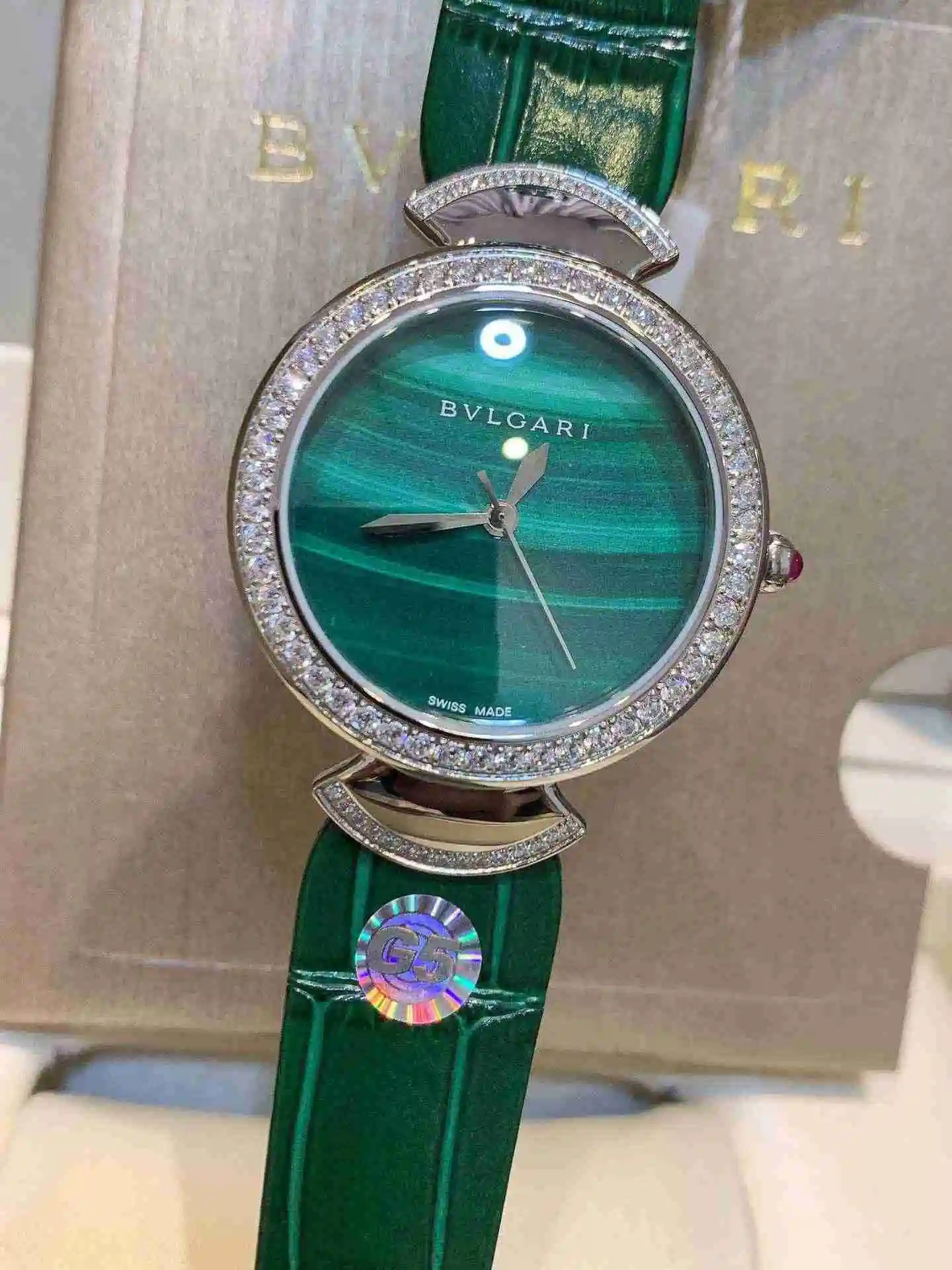 General Watches Brand new women& x27; S watch view 9