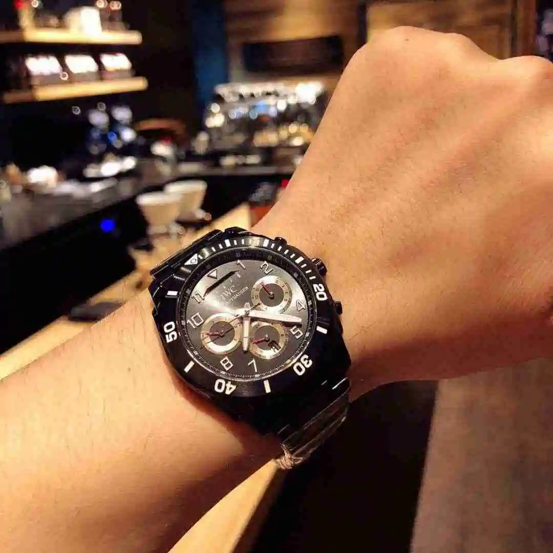 General Watches Universal White 1320 Black 1420 Watch view 9