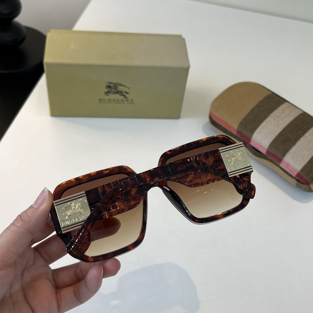 Burberry 2026 Sunglasses view 8