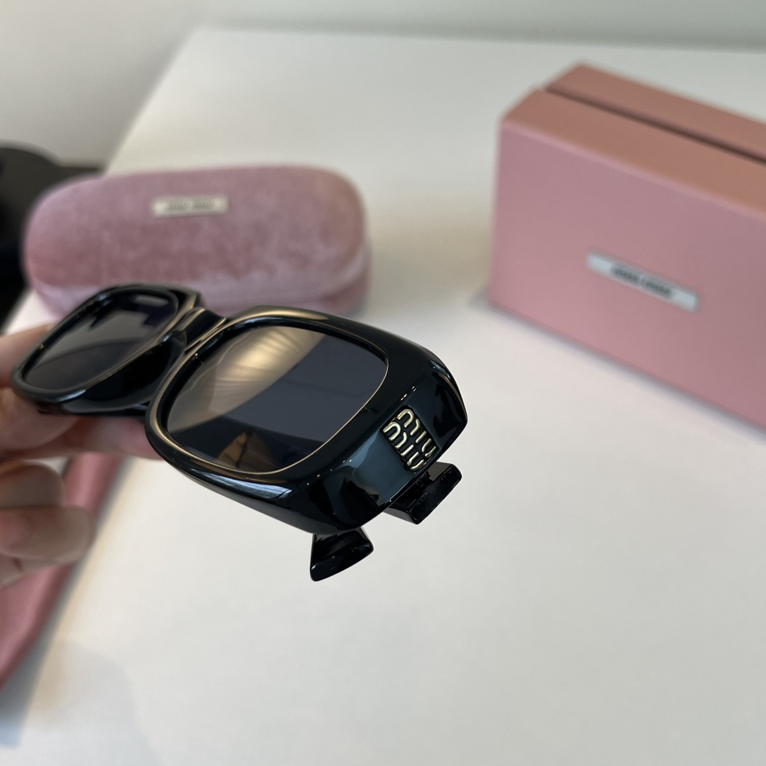 Miu Miu miumiu , Sunglasses view 6