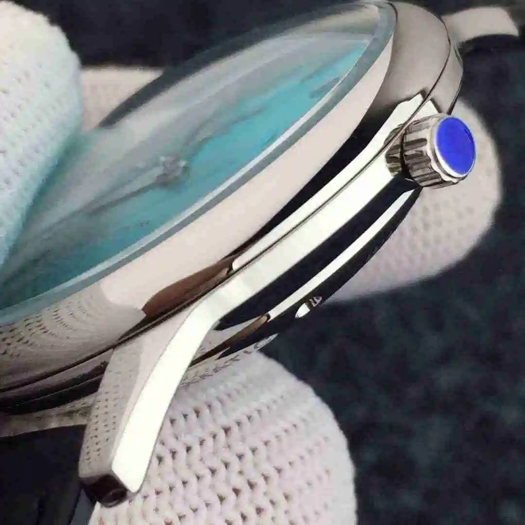 General Watches Glash tte Original White 470 Gold 490 Watch view 4