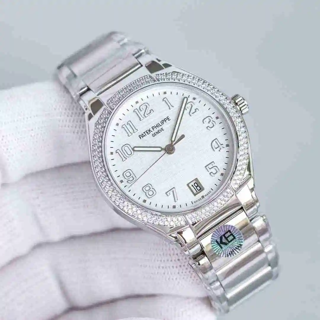 General Watches Patek Philippe TWENTY 4 series 7300 Watch view 3