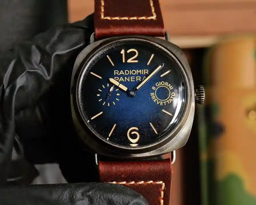 General Watches Panerai 820 Watch view 2