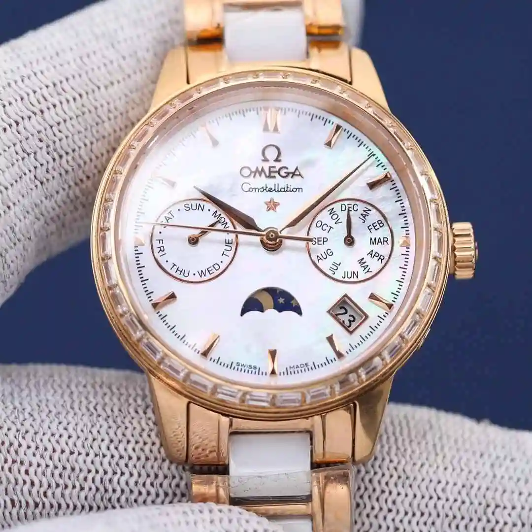 General Watches Patek Philippe White 0 Gold 1650 Watch view 4