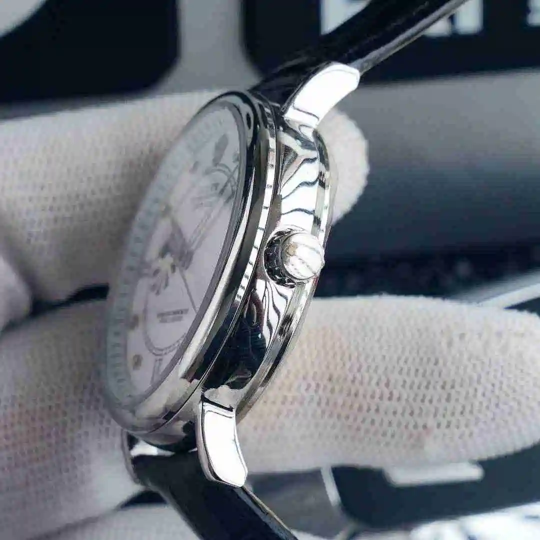General Watches The latest Rolex moon icon hits the market Watch view 4