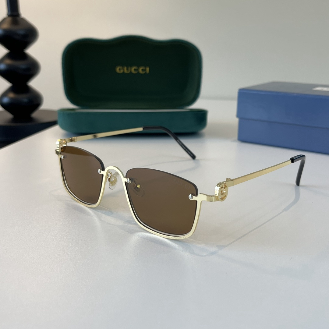 Gucci . ! ! Sunglasses view 4