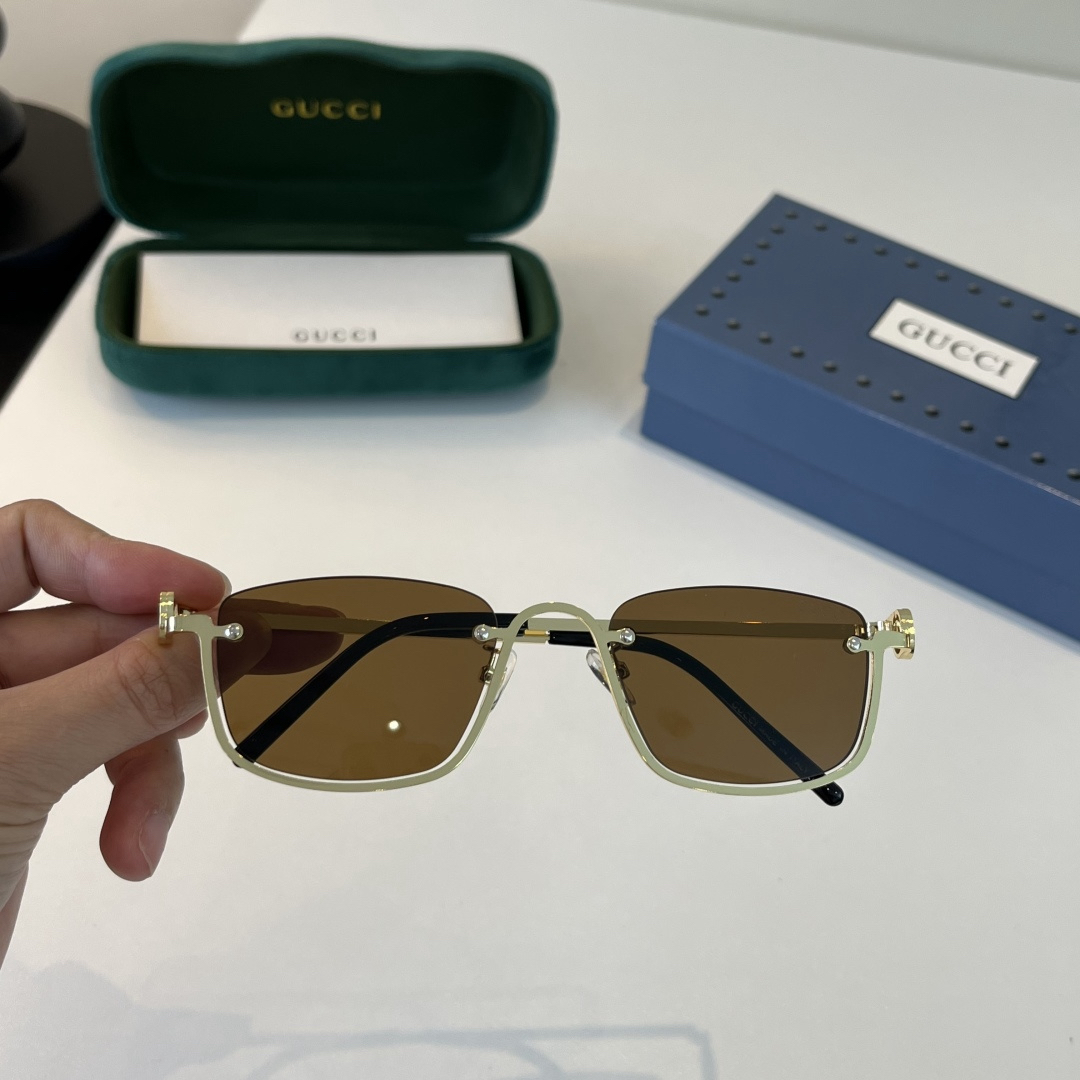 Gucci . ! ! Sunglasses view 6