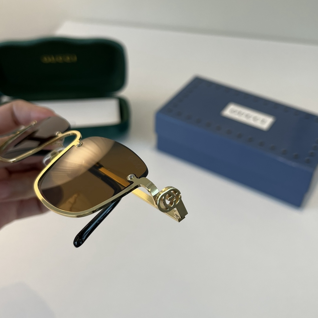 Gucci . ! ! Sunglasses view 7