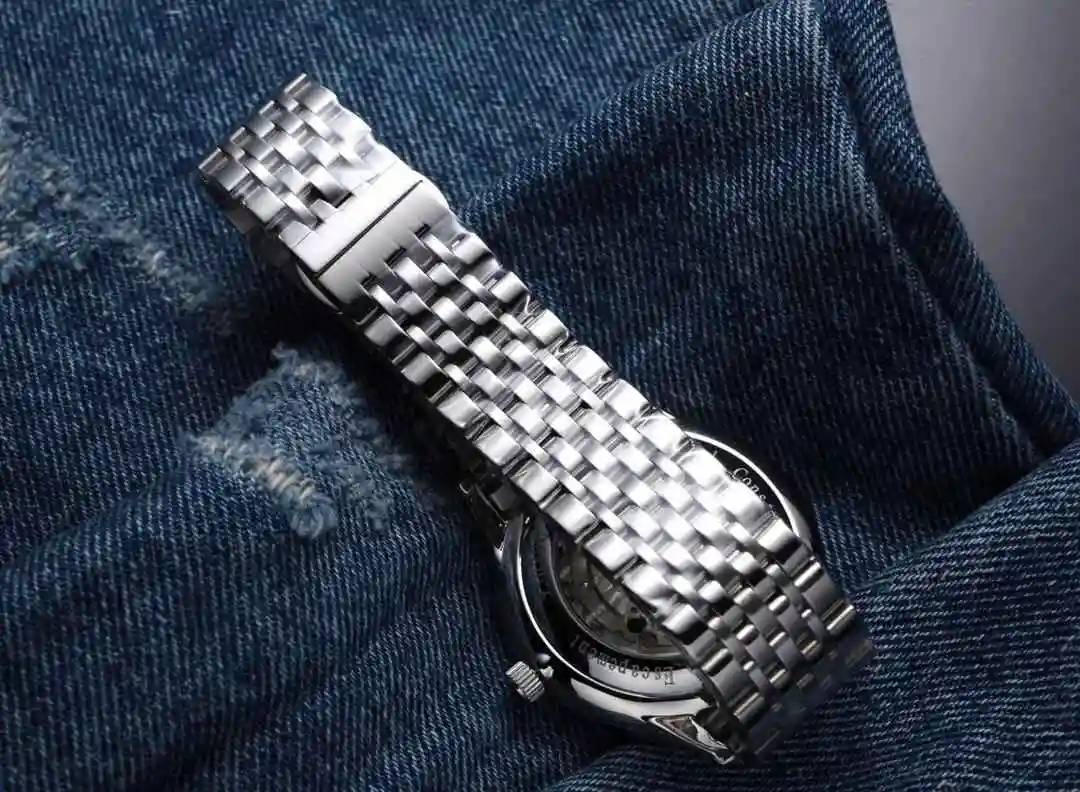 General Watches True 650 Watch view 3