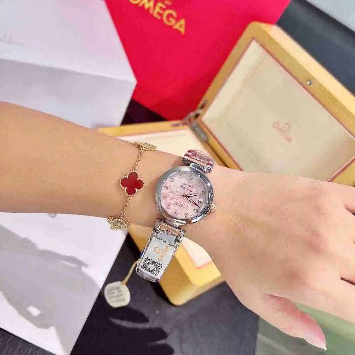 General Watches Omega Watch Women's Watch Paired with Original Fully Automatic Mechanical Movement Top Grade 316 Precision Steel Case with Mineral Super Strong Mirror Diameter 30mm KK03050 3 view 2