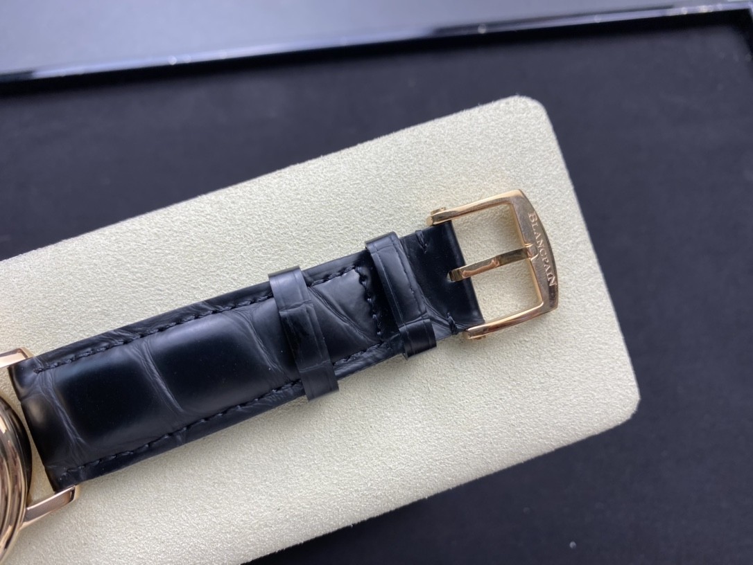 Men's Stainless Steel Watch view 8