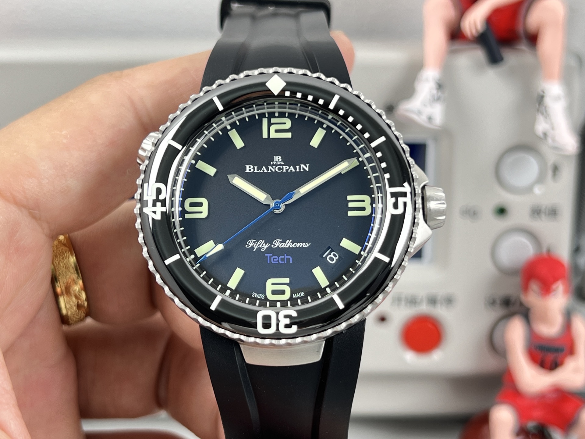 Automatic Watch view 1