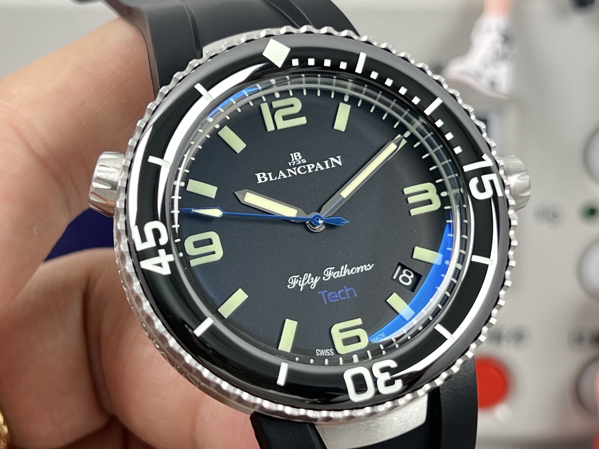Automatic Watch view 4