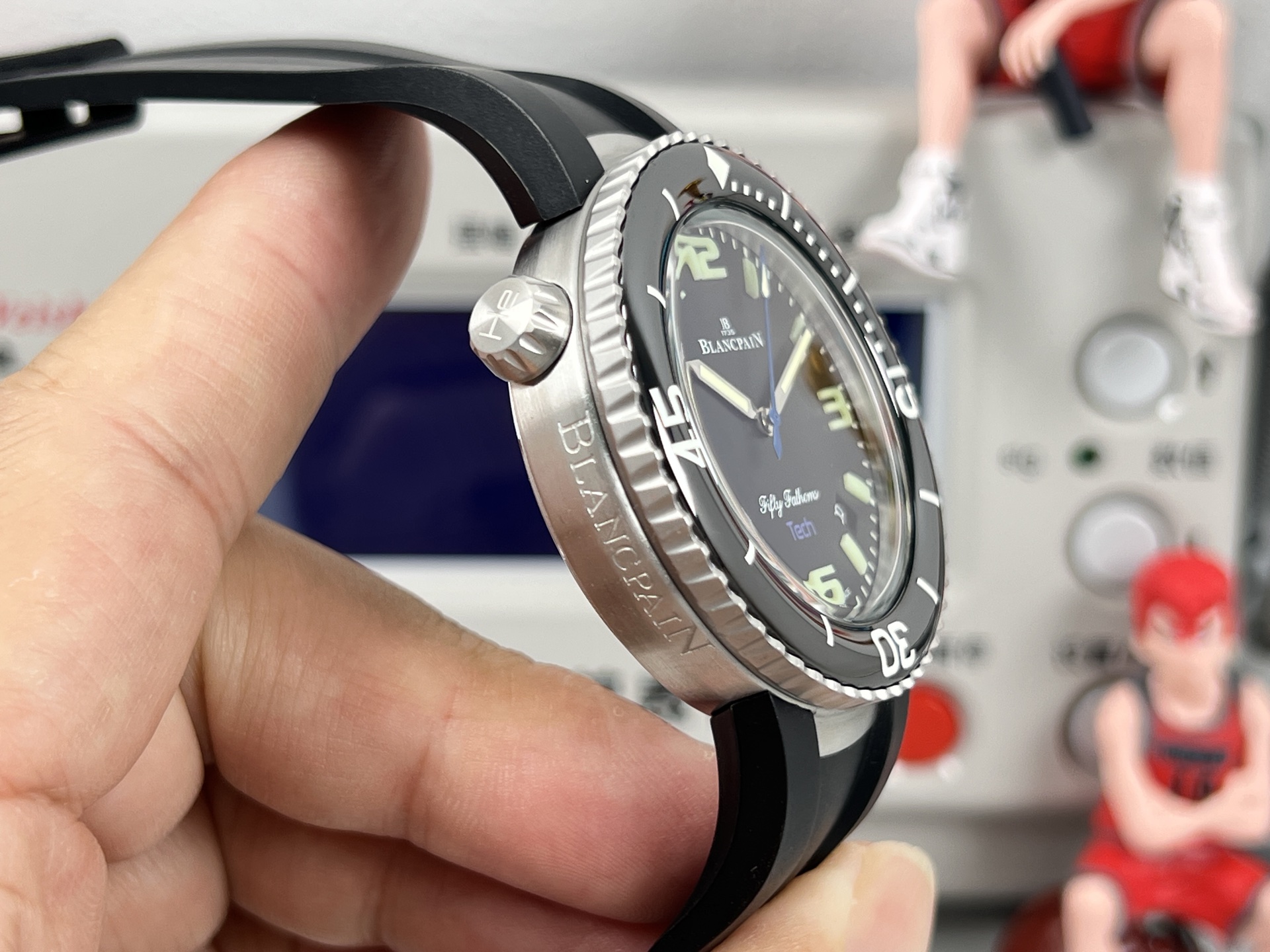 Automatic Watch view 7