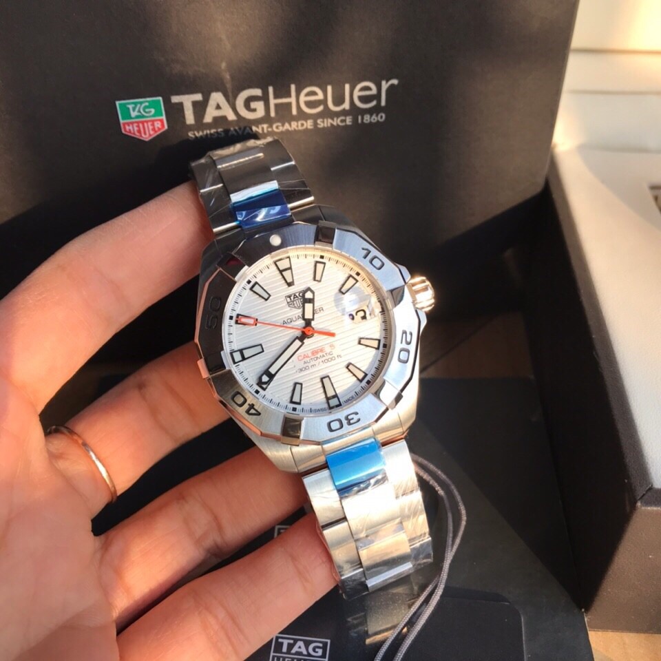 TAG Heuer Aquaracer Stainless Steel Automatic 41mm Watch view 2