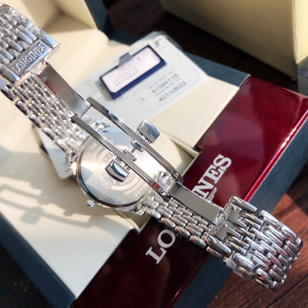 Longines Quartz Watch view 9