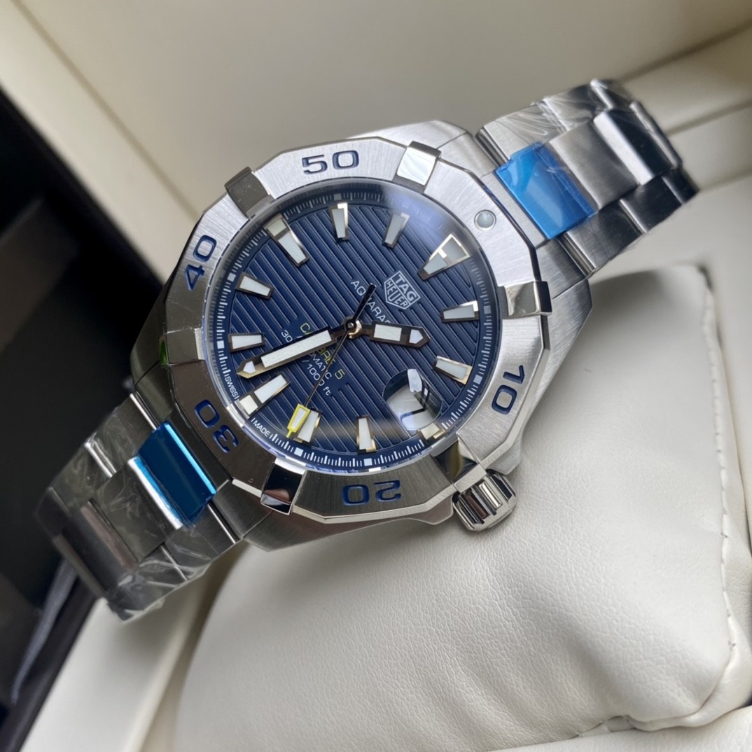 TAG Heuer Aquaracer Stainless Steel Automatic 41mm Watch view 3