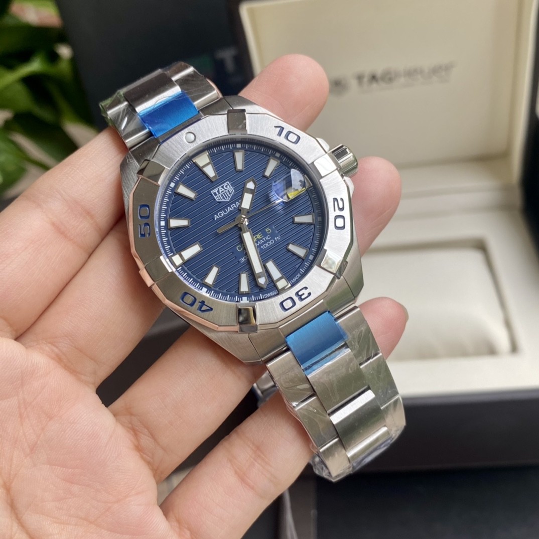 TAG Heuer Aquaracer Stainless Steel Automatic 41mm Watch view 4