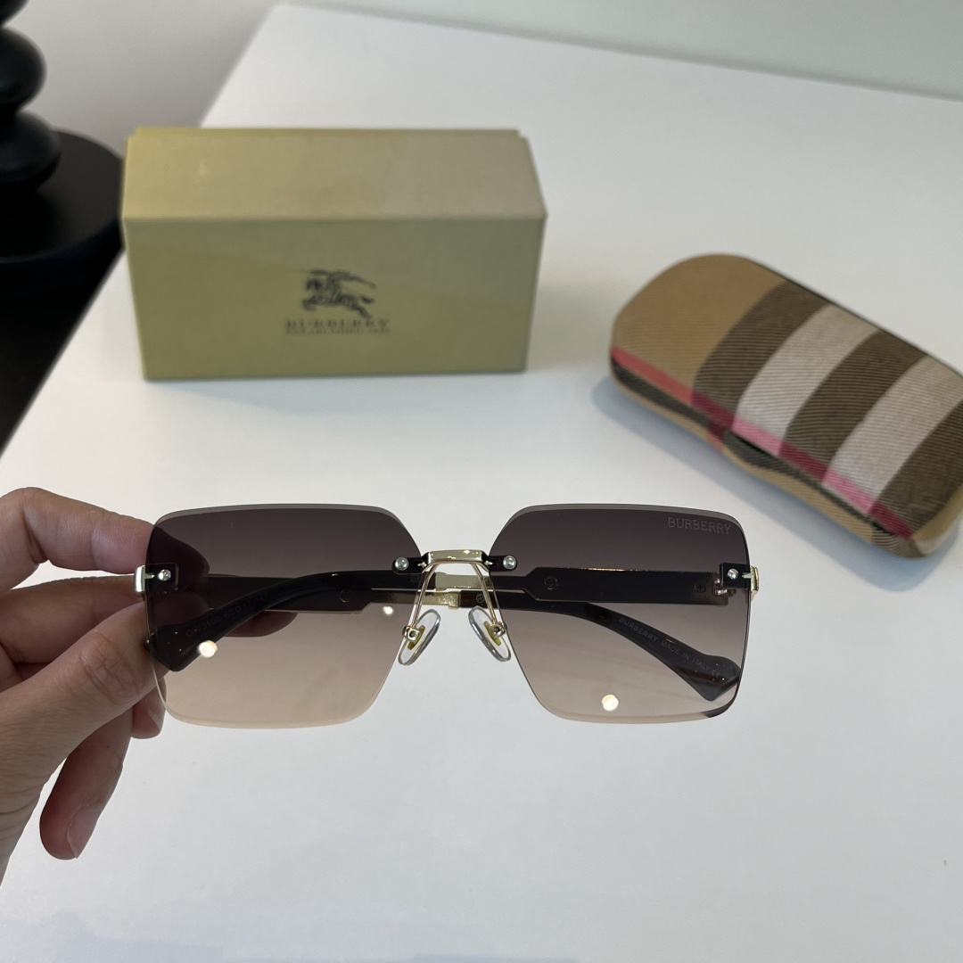 Burberry Sunglasses view 6