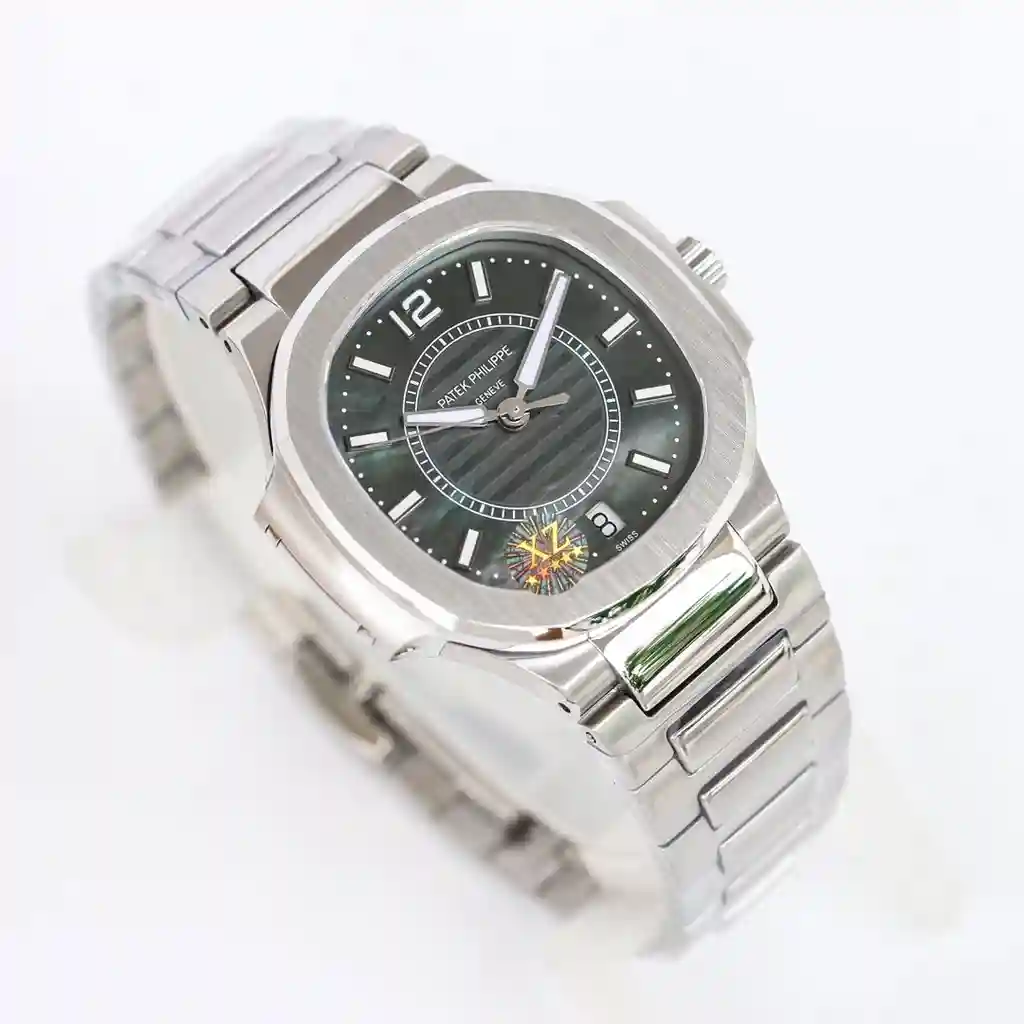 General Watches Patek Philippe 1550 Diamond+50 Watch view 3