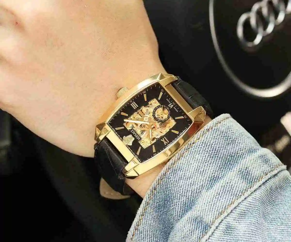 General Watches Versace white 390 rose gold black 410 Watch view 9