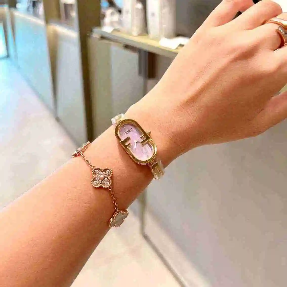 General Watches Fendi Fendi Watch Women's Watch Paired with Original Fully Automatic Mechanical Movement Top Grade 316 Precision Steel Case with Mineral Super Strong Mirror Diameter 17 x 32mm KK03650 2 view 3
