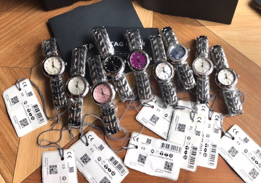 TAG Heuer Link Quartz 29mm Watch view 8