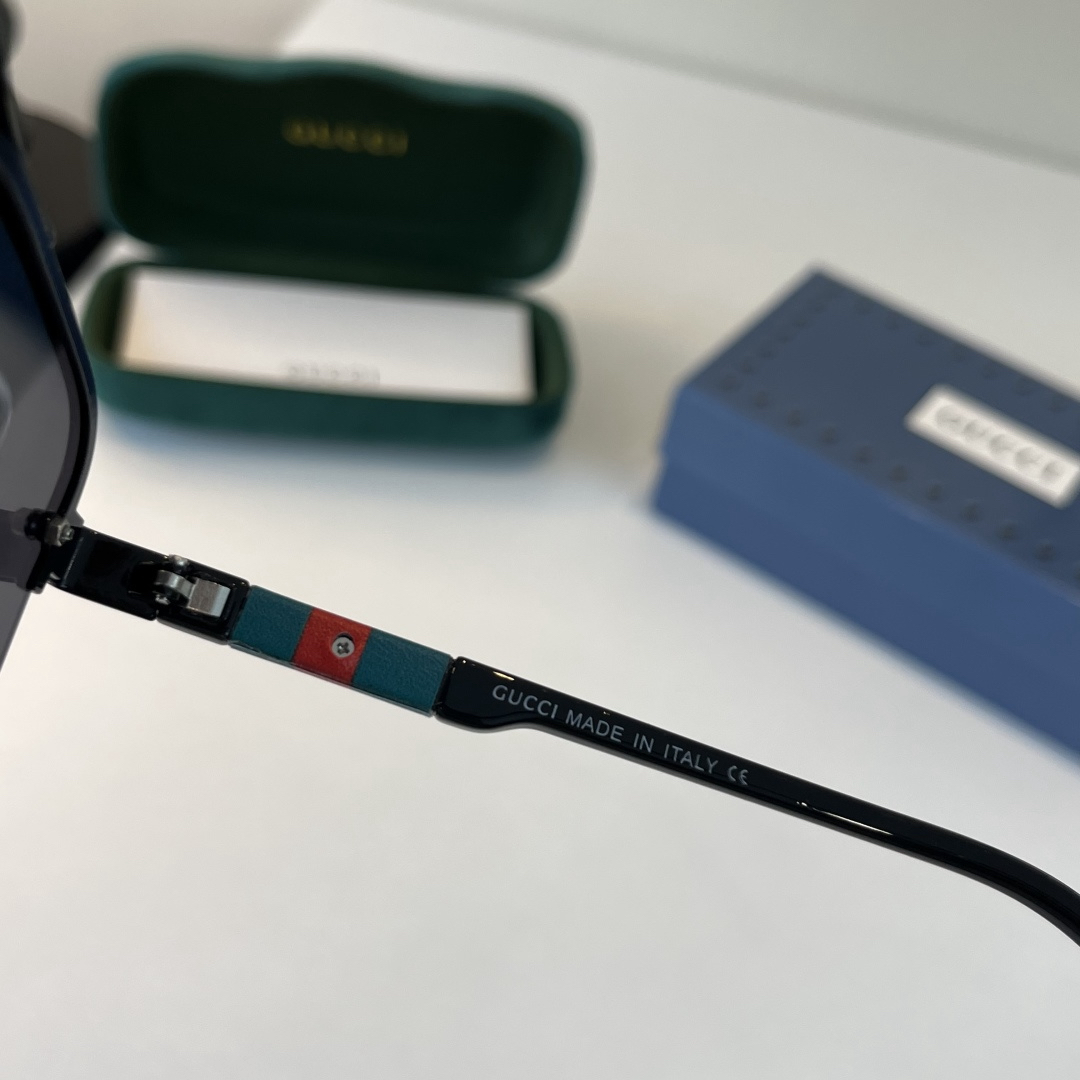 Gucci Sunglasses view 11