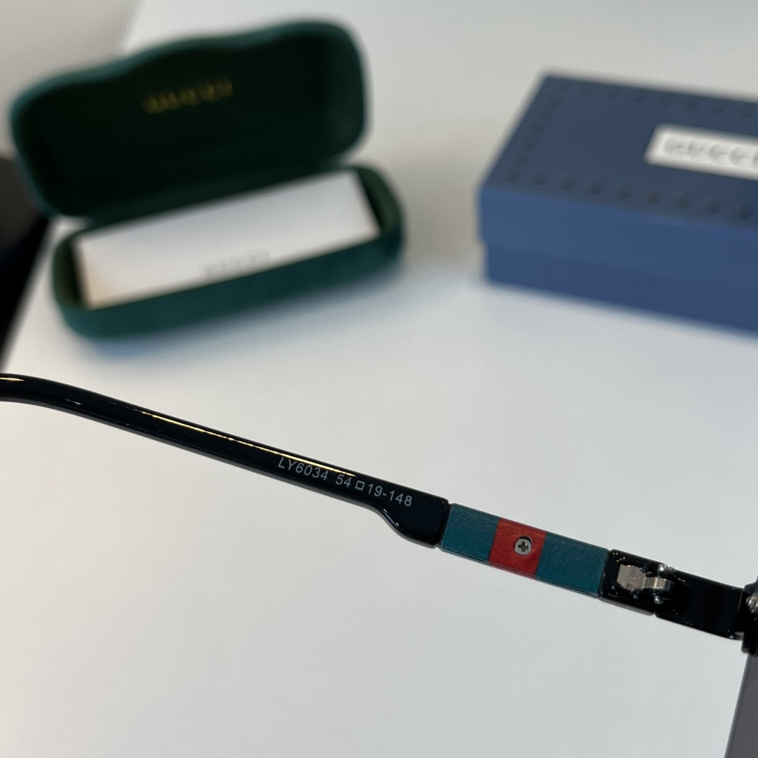 Gucci Sunglasses view 10