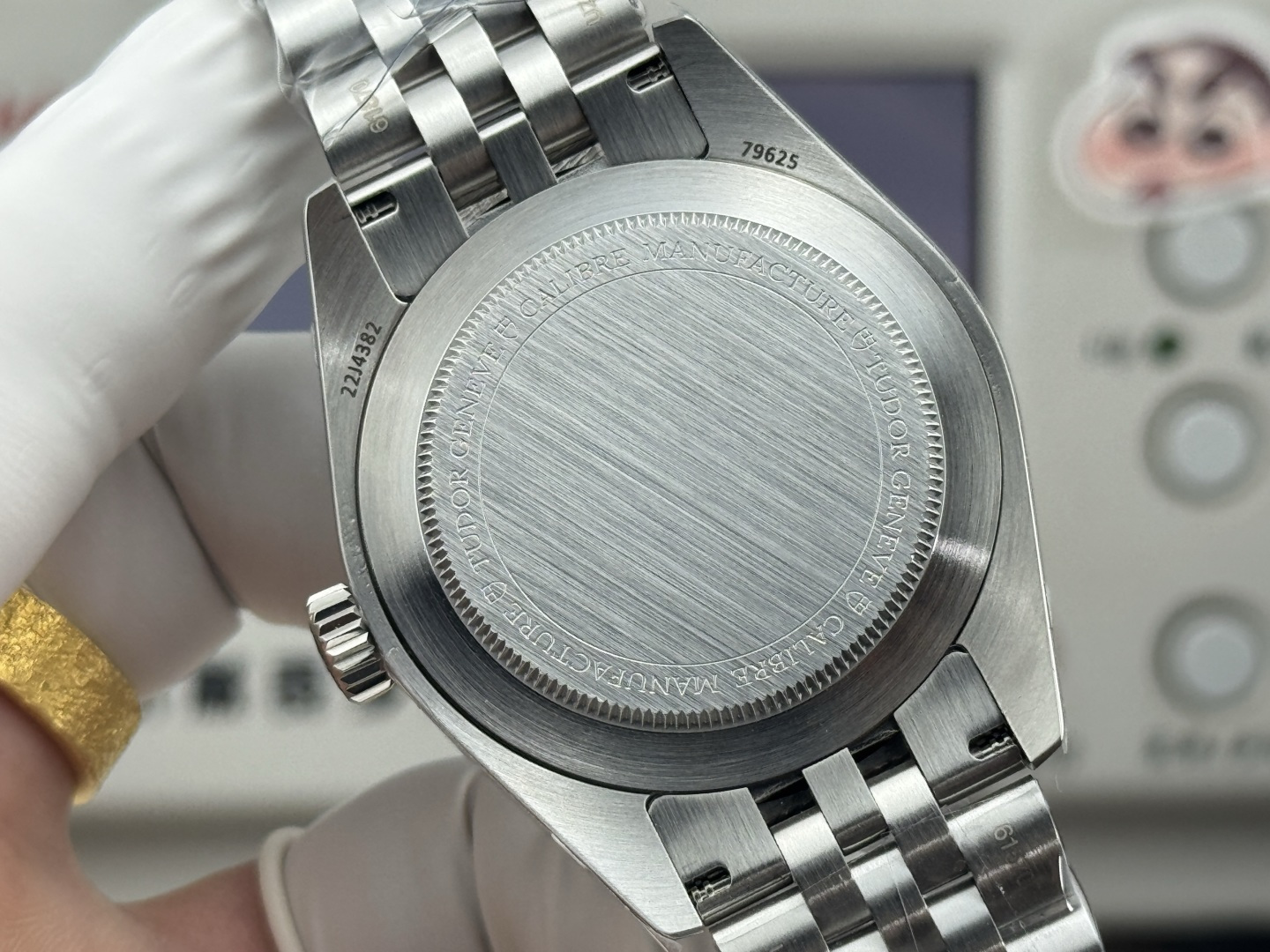 Tudor GMT-Master Gold Tone Watch view 8