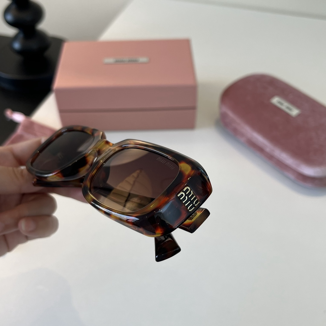 Miu Miu miumiu , Sunglasses view 7