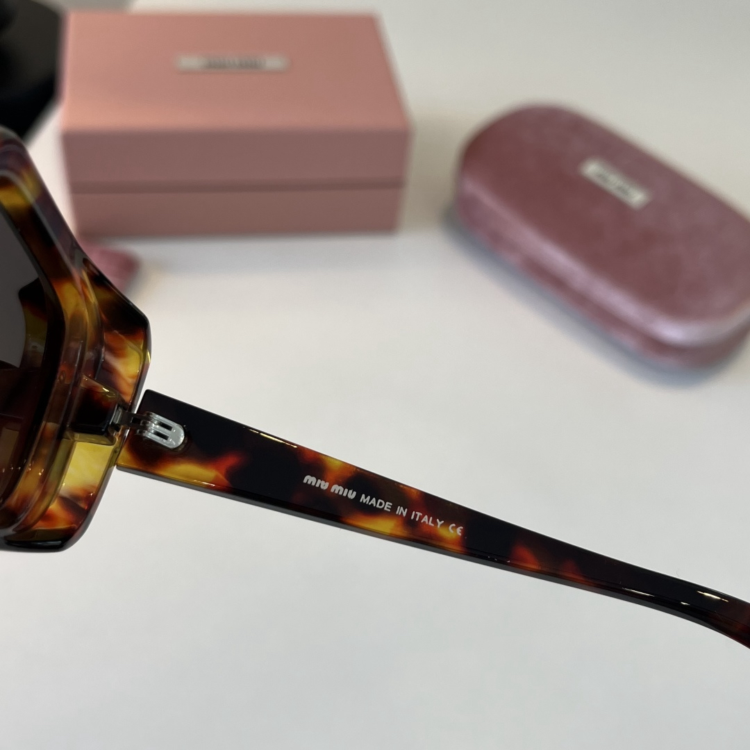 Miu Miu miumiu , Sunglasses view 10
