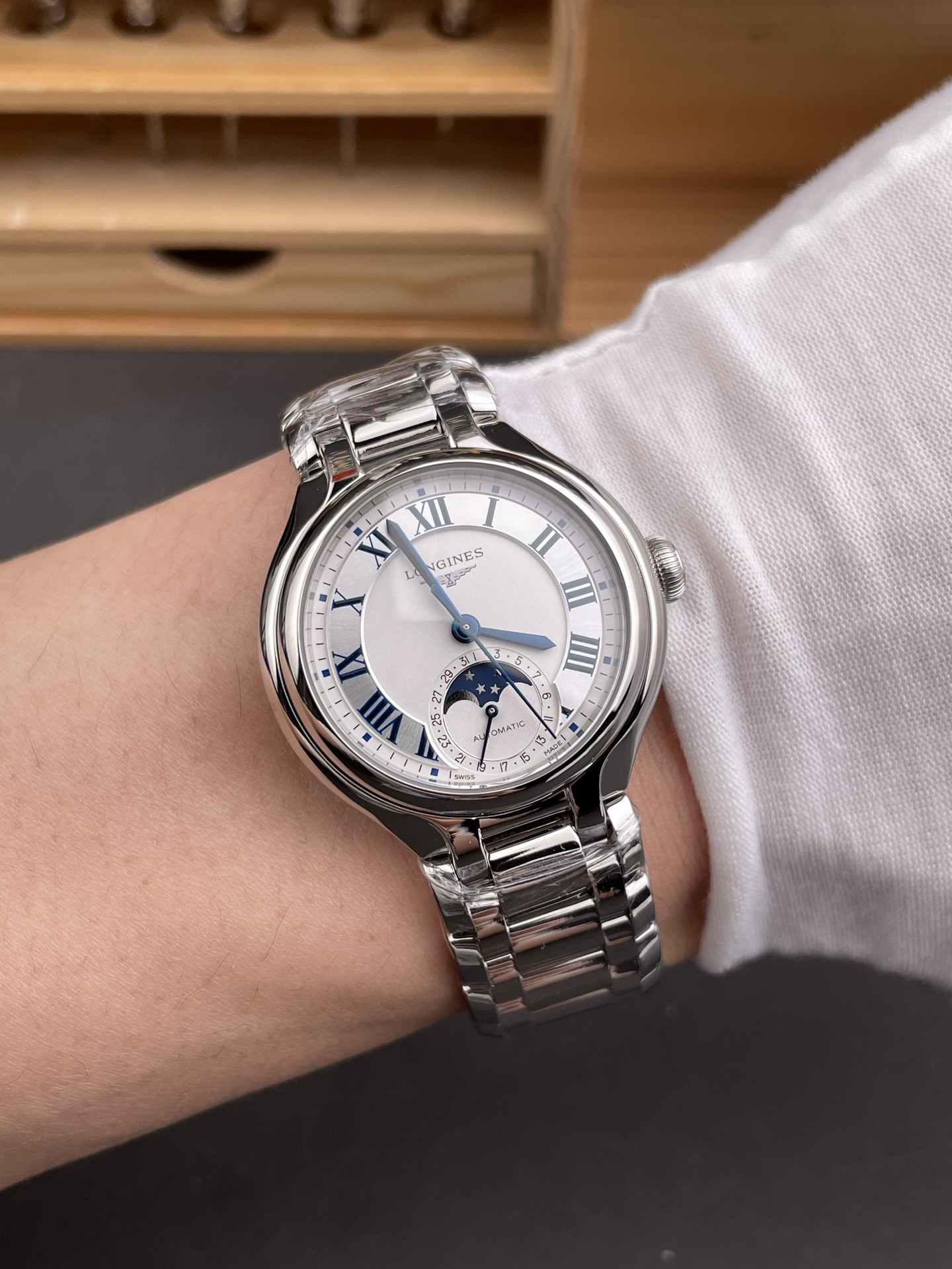 Longines Watch view 9