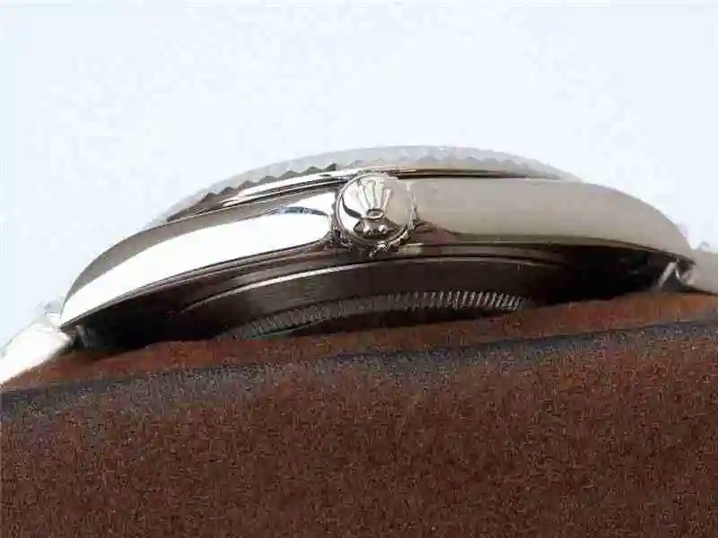 General Watches Rolex Date Just41MM Classic Oyster Style Constant Motion Log Watch view 4