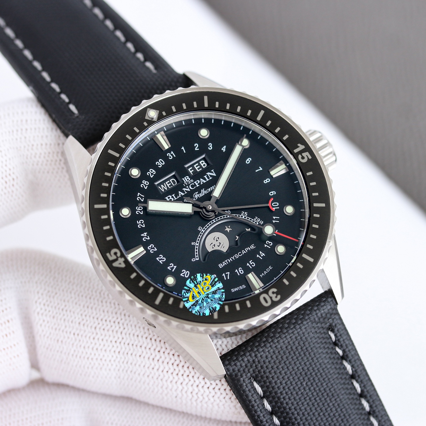 Ceramic Watch view 1