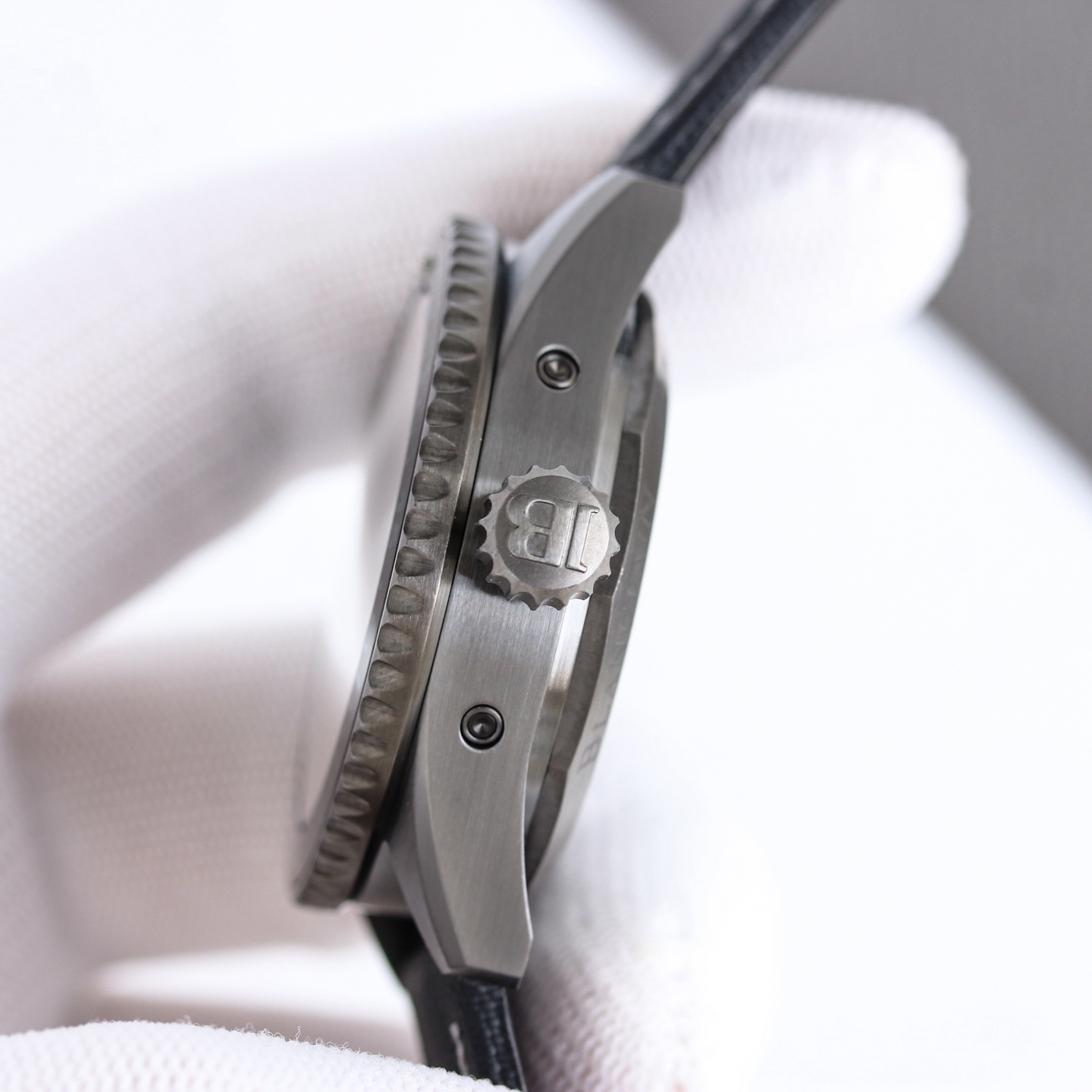 Ceramic Watch view 5