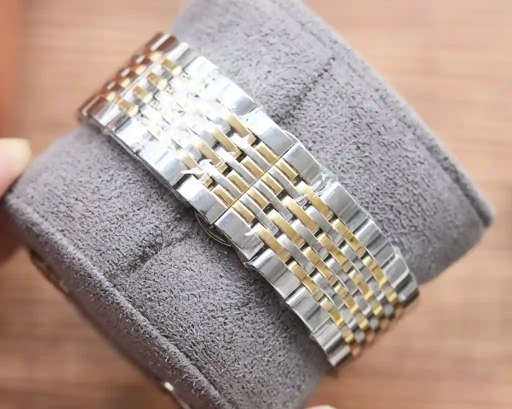 General Watches Original order customized new Longines watch couple watch with original fully automatic mechanical movement top 316 stainless steel case strap mineral super mirror diameter 35mm DMA8802800 view 8